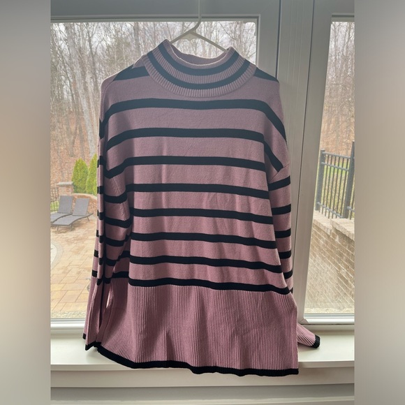 Tunic sweater - Picture 1 of 1